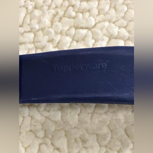 Tupperware Blue Serving Ladle Large Soup Stew Chili Sauce Spoon 13” Length - Picture 14 of 14